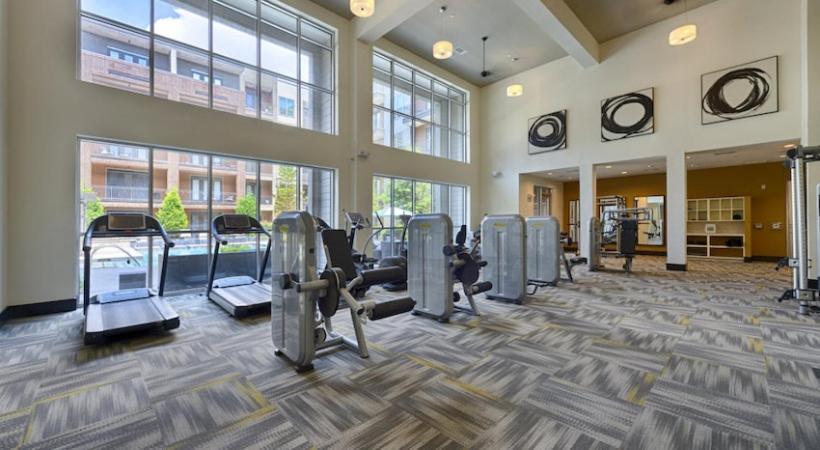 Downtown Houston Deluxe King Suite With Spa Amenities, Pool And Free Parking Bagian luar foto